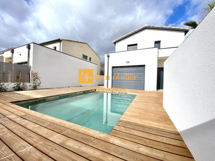 MAISON F5 126m2 habitable avec garage, piscine et jardin
