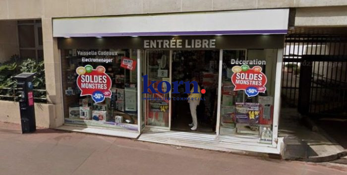 Location annuelle Commerce LEVALLOIS-PERRET 92300 Hauts de Seine FRANCE