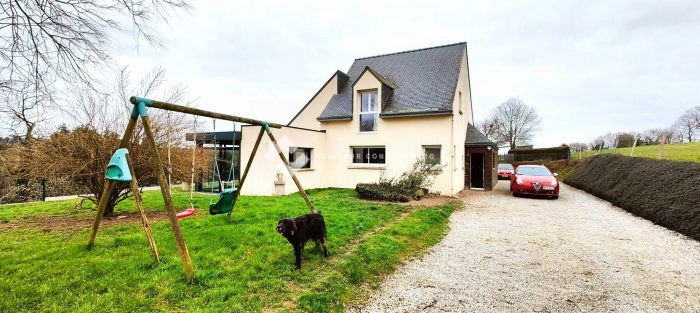 Maison individuelle à vendre, 9 pièces - Sainte-Tréphine 22480