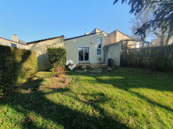 Maison traditionnelle à vendre, 6 pièces - Torcy 77200