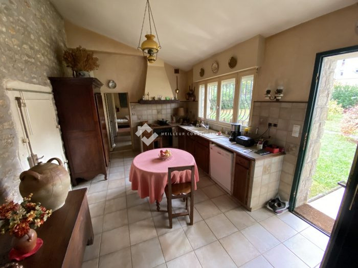 Maison ancienne à vendre, 4 pièces - Buxerolles 86180