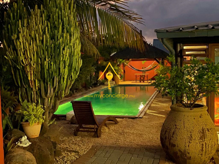 Magnifique villa  avec studio indépendant à vendre à Pointe Aux Piments
