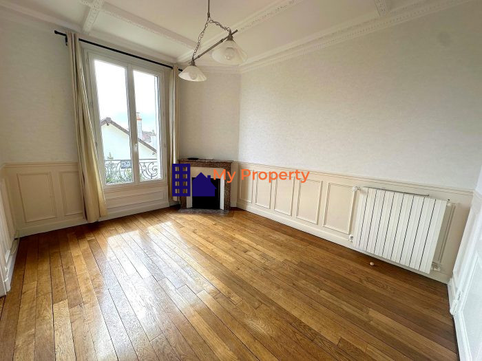 Location annuelle Appartement HOUILLES 78800 Yvelines FRANCE