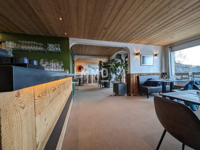 Restaurant, bar à vendre, 112 m² - Peisey-Nancroix 73210