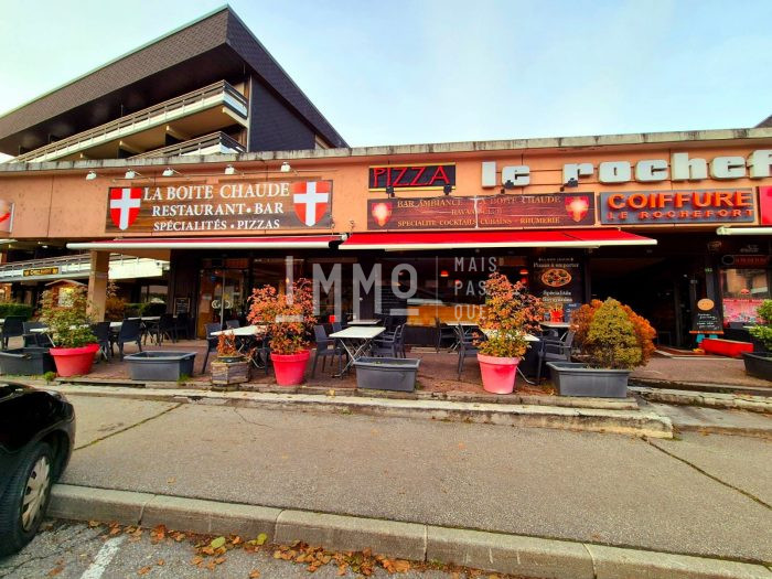 Restaurant, bar à vendre, 150 m² 50 places - Bourg-Saint-Maurice 73700