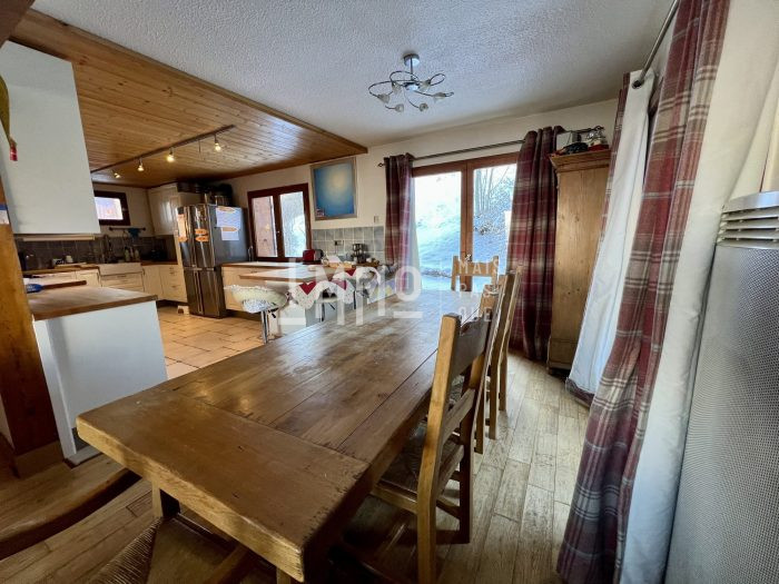 Chalet à vendre, 6 pièces - La Plagne Tarentaise 73210