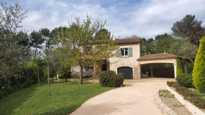 Villa à vendre, 9 pièces - Saint-Clément-de-Rivière 34980