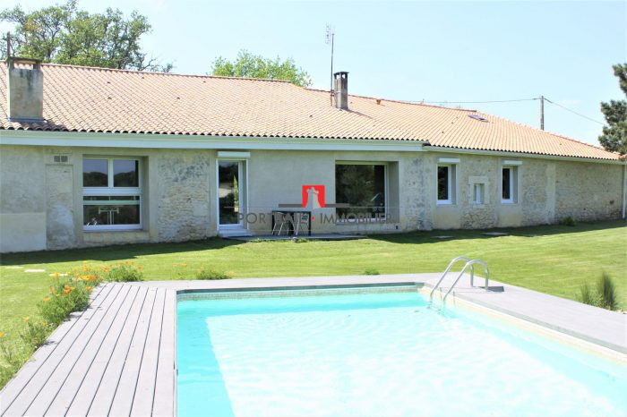 Maison ancienne à vendre, 14 pièces - Saint-André-de-Cubzac 33240