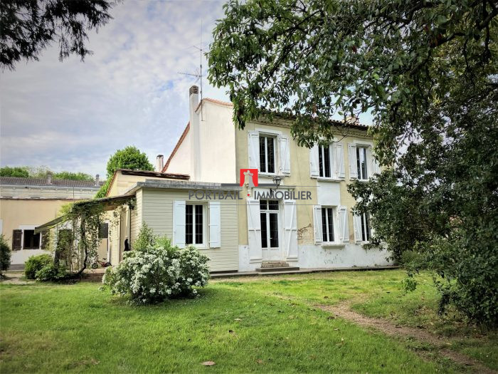 Maison individuelle à vendre, 7 pièces - Saint-André-de-Cubzac 33240
