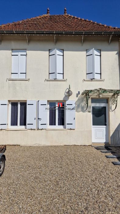 Maison mitoyenne 2 côtés à vendre, 3 pièces - Saint-André-de-Cubzac 33240