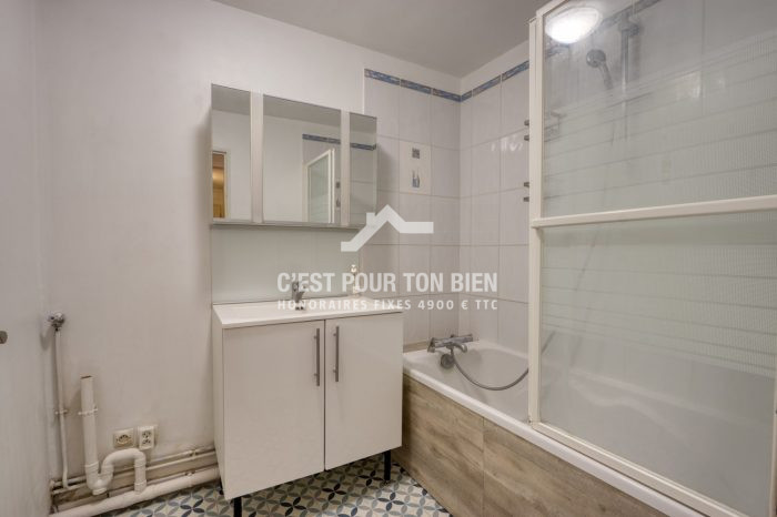 Appartement à vendre, 3 pièces - Lille 59000