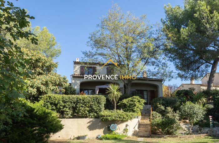 Maison à vendre, 5 pièces - Salon-de-Provence 13300