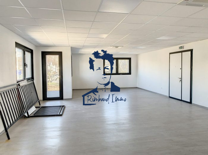 Bureau à louer, 200 m² - Charleville-Mézières 08000