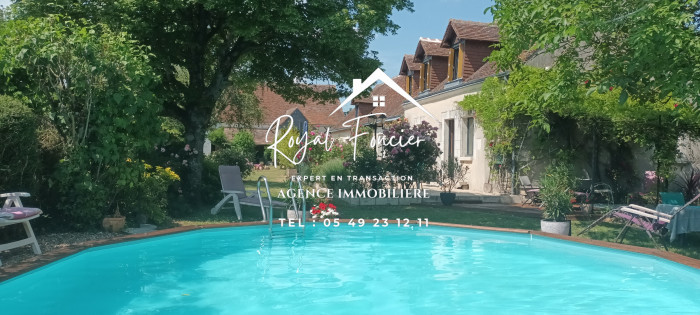 Maison ancienne à vendre, 10 pièces - Loches 37600