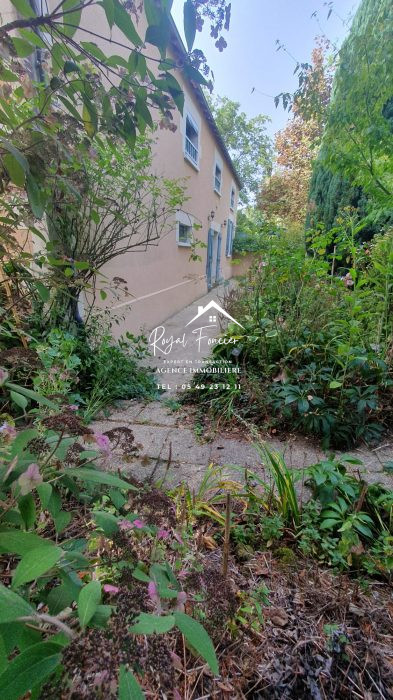 Photo Fermette rénovée avec son jardin exceptionnel image 5/59