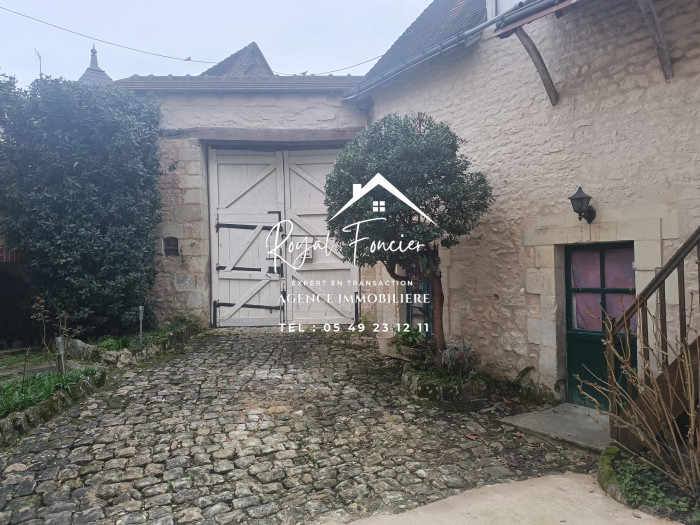Maison bourgeoise à vendre, 5 pièces - Preuilly-sur-Claise 37290