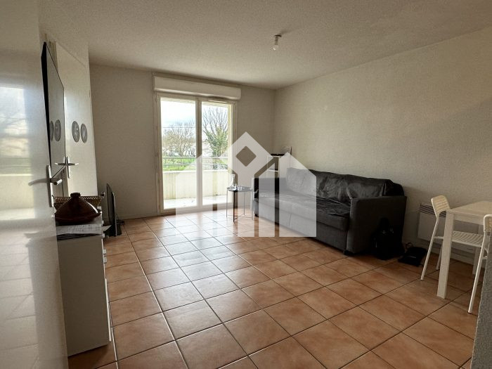 Appartement à louer, 2 pièces - Coutras 33230