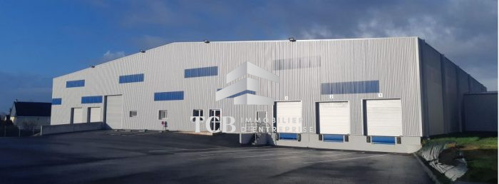 Local industriel à louer, 3020 m² - Saint-Herblain 44800