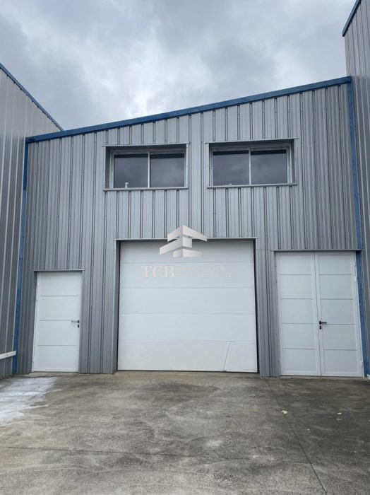 Local industriel à louer, 310 m² - Ancenis-Saint-Géréon 44150