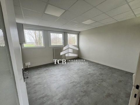 Bureau à louer, 90 m² - Verrières-en-Anjou 49480