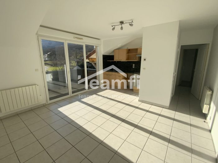 Appartement à vendre, 3 pièces - Péron 01630