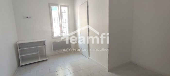 Appartement à vendre, 2 pièces - Marseille 13015