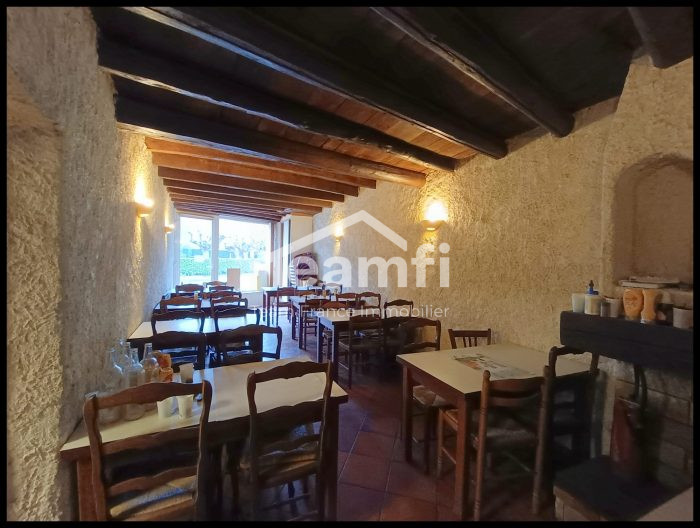 Restaurant, bar à vendre, 110 m² 25 places - Billom 63160