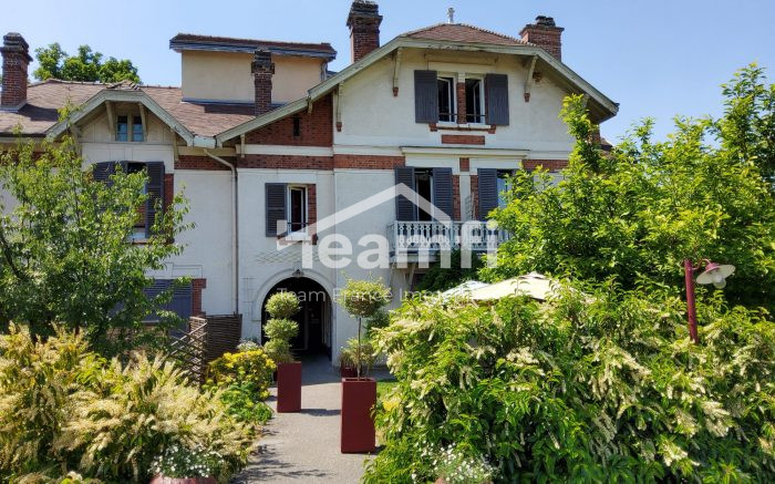 Hôtel, hébergement à vendre, 539 m² - Milon-la-Chapelle 78470