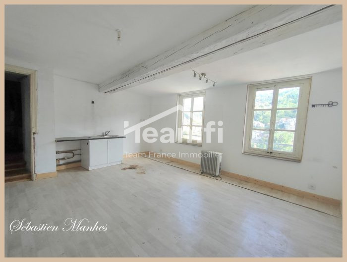 Immeuble à vendre, 220 m² - Thiers 63300