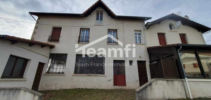 Maison ancienne à vendre, 9 pièces - Saint-Rémy-sur-Durolle 63550