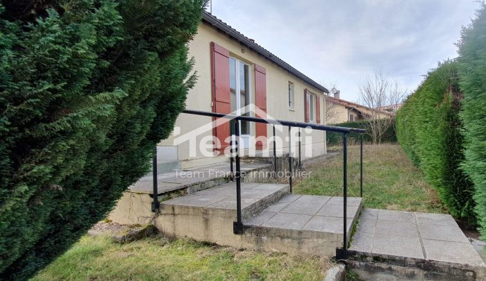 Maison plain-pied à vendre, 4 pièces - La Monnerie-le-Montel 63650