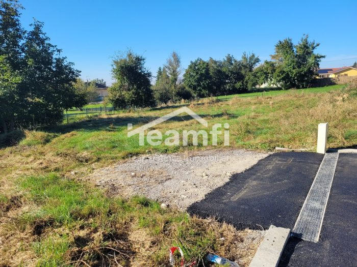 Terrain constructible à vendre, 06 a 22 ca - Pommier-de-Beaurepaire 38260