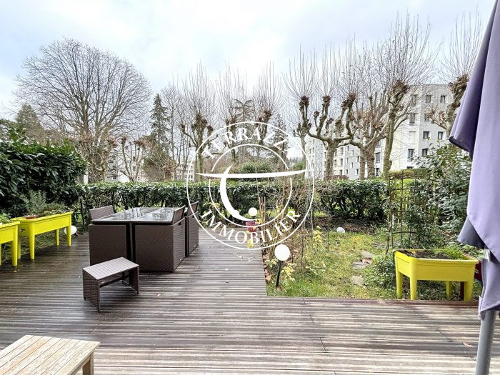 APPARTEMENT 104 m² 4 CHAMBRES + JARDIN + BOX BOUGIVAL