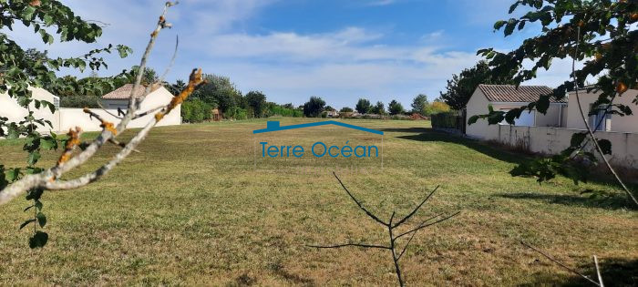 Terrain constructible à vendre, 650 m² - Médis 17600