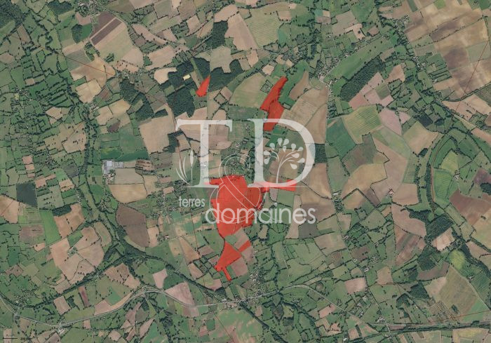 Photo Achat et Location Domaine agricole  avec maison d'habitation et bâtiments d'exploitation image 9/9