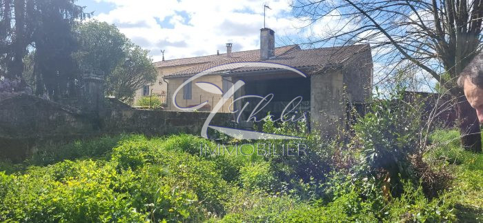 Maison ancienne à vendre, 3 pièces - Val de Virvée 33240