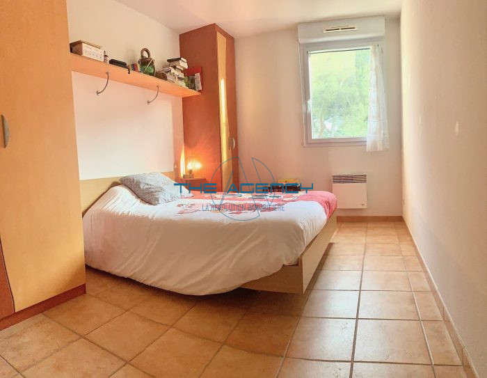 Appartement à louer, 3 pièces - Marseille 13009