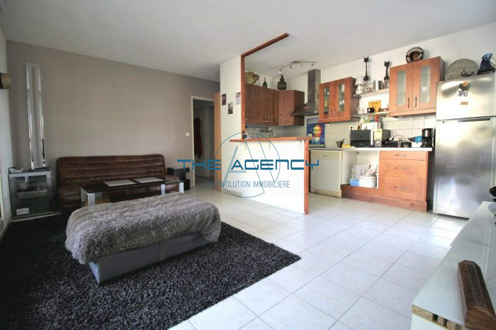 Appartement à vendre, 2 pièces - Marseille 13008