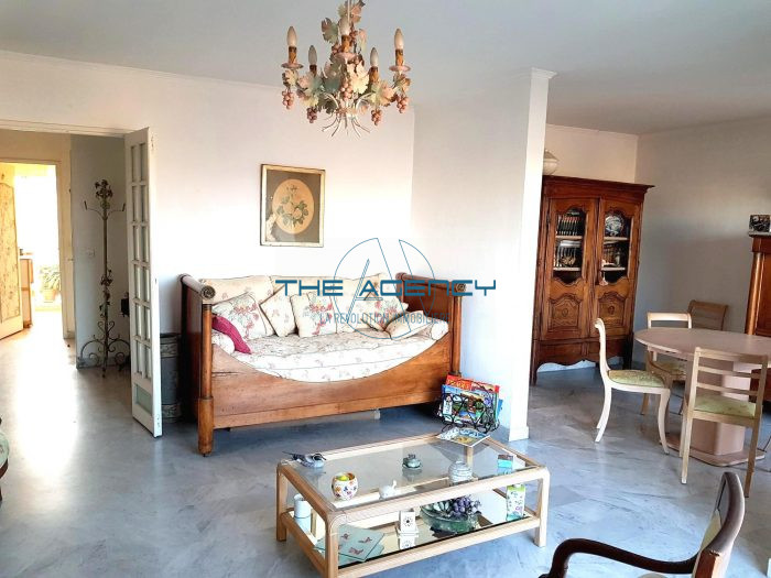 Appartement à vendre, 3 pièces - Marseille 13008