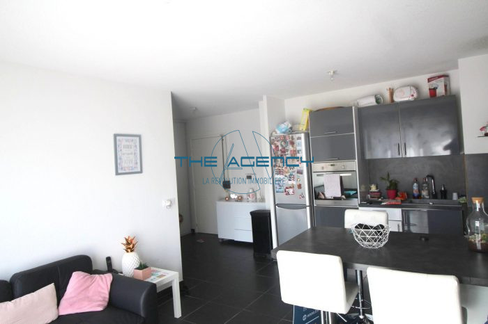 Appartement à vendre, 3 pièces - Marseille 13009