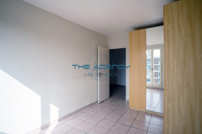 Appartement à vendre, 3 pièces - Marseille 13010