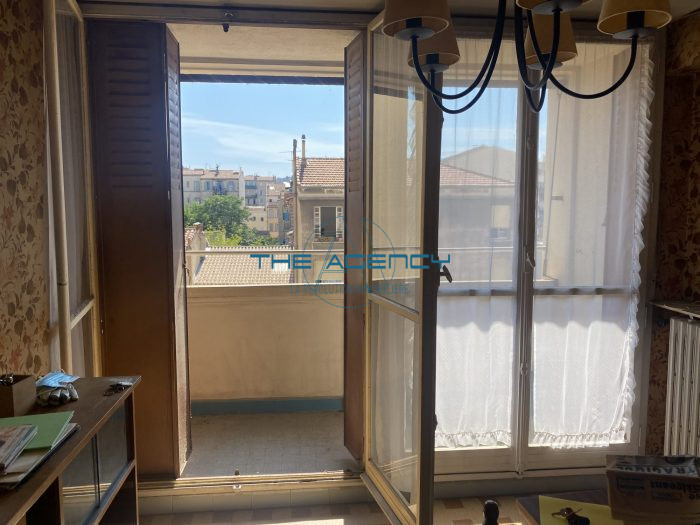 Appartement à vendre, 4 pièces - Marseille 13005