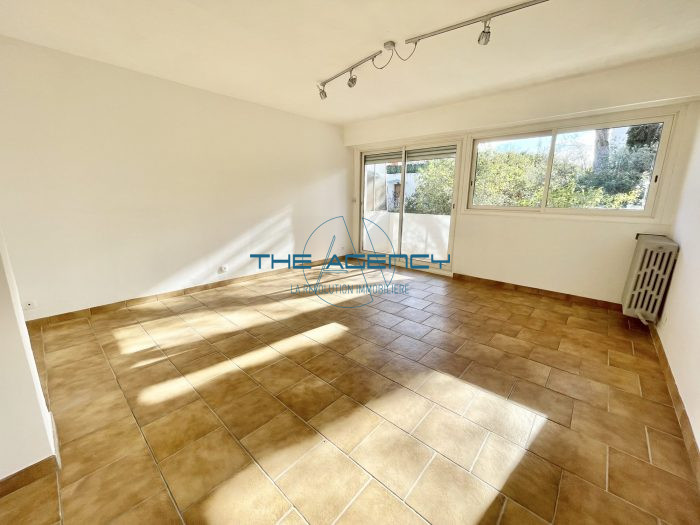 Appartement à vendre, 3 pièces - Marseille 13009