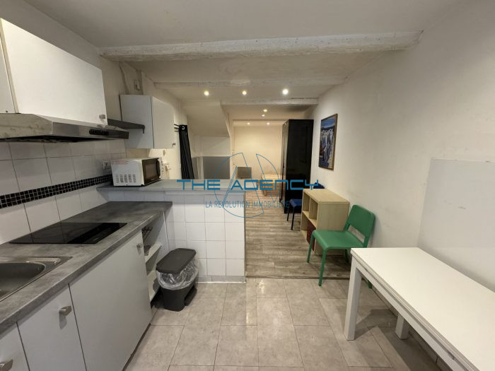 Appartement à vendre, 1 pièce - Marseille 13002