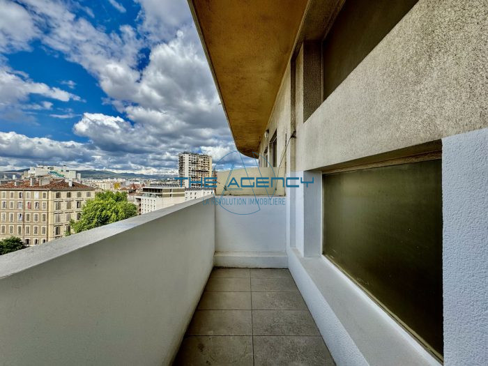 Appartement à vendre, 3 pièces - Marseille 13002