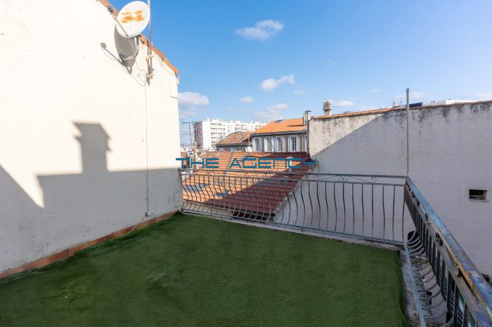 Maison mitoyenne 2 côtés à vendre, 4 pièces - Marseille 13004