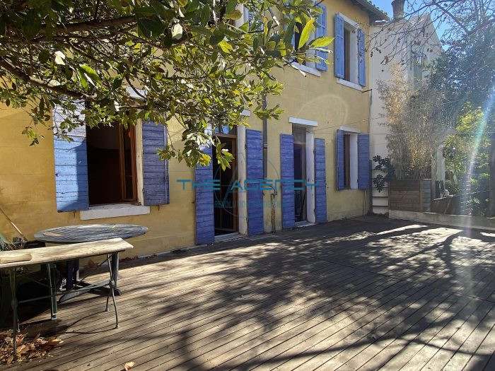 Maison mitoyenne 2 côtés à vendre, 5 pièces - Marseille 13007