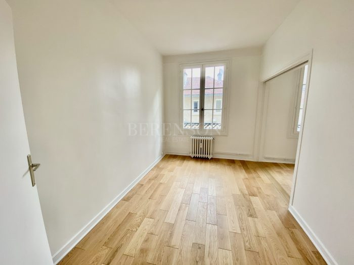 Appartement à louer, 5 pièces - Paris 75016