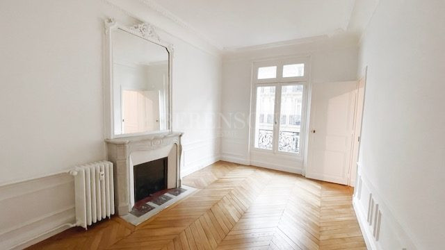 Appartement à louer, 4 pièces - Paris 75017