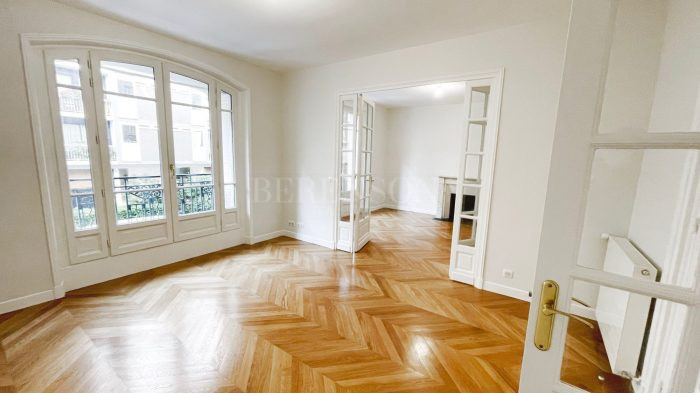 Location annuelle Appartement PARIS 75016 Paris FRANCE